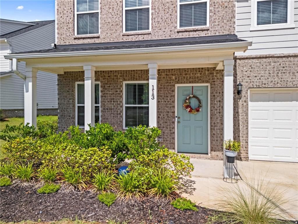 4 bedroom, 3 bathroom, 2,676 sq ft single family residence under contract at 113 Poppy Street, Mcdonough, GA 30253 — photo 2