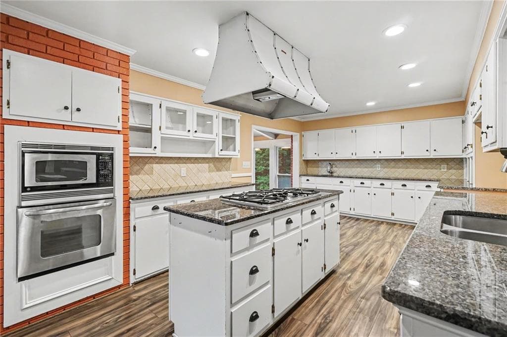 4 bedroom, 4 bathroom, 5,271 sq ft single family residence for sale at 326 Fayette Drive, Winder, GA 30680 — photo 4