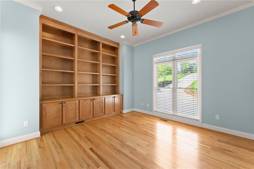 3 bedroom, 5 bathroom, 4,186 sq ft single family residence for sale at 6277 Lakeview Drive, Buford, GA 30518 — photo 6