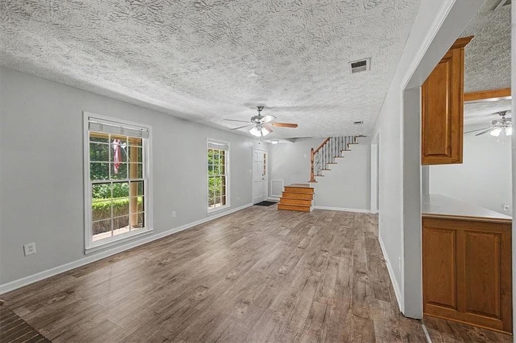 3 bedroom, 3 bathroom, 2,599 sq ft single family residence for sale at 403 S SEQUOYAH Circle, Calhoun, GA 30701 — photo 5