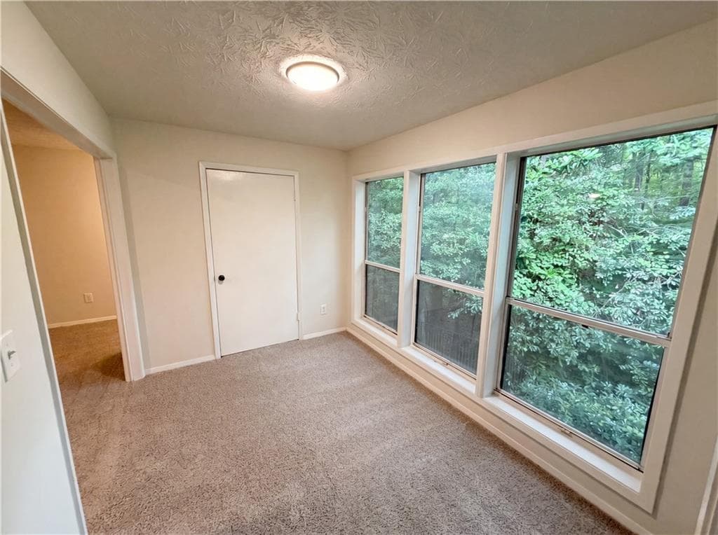 1 bedroom, 1 bathroom, 1,002 sq ft condominium for sale at 1005 Dunbar Drive, Atlanta, GA 30338 — photo 10