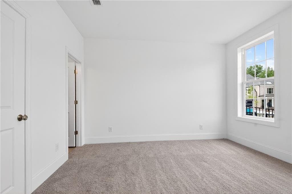3 bedroom, 4 bathroom, 2,264 sq ft townhouse under contract at 1522 Westend Way 323, Cumming, GA 30041 — photo 6