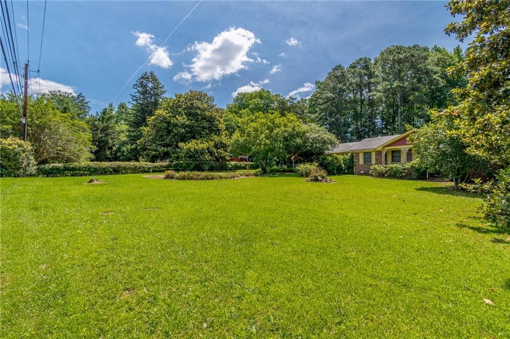 3 bedroom, 2 bathroom, 1,482 sq ft single family residence for sale at 2218 Young Road, Stone Mountain, GA 30088 — photo 7