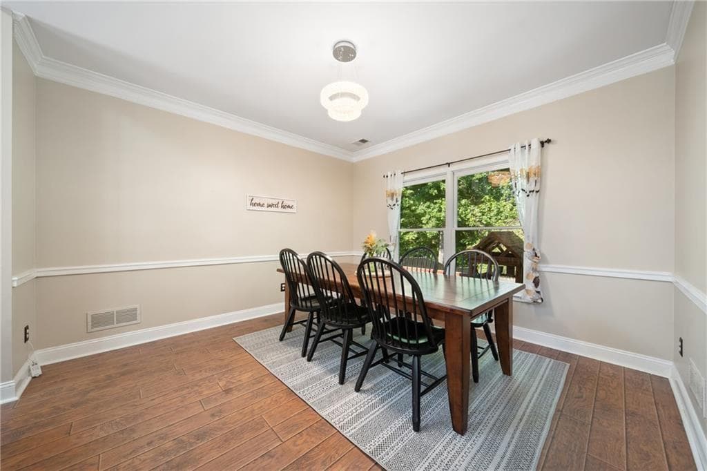 3 bedroom, 3 bathroom, 2,147 sq ft single family residence for sale at 3115 Ivey Oaks Lane, Roswell, GA 30076 — photo 7