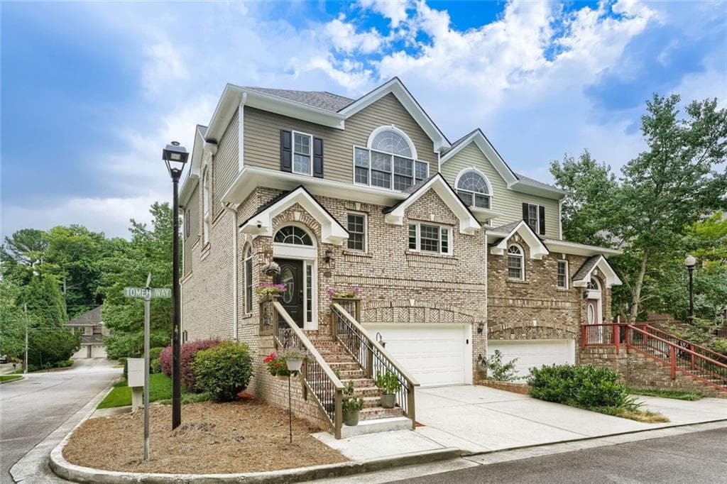 3 bedroom, 4 bathroom, 2,754 sq ft townhouse for sale at 3260 Tomeh Way, Tucker, GA 30084 — photo 1 of 32