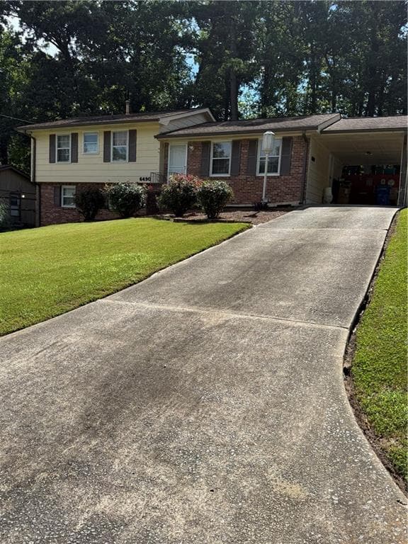3 bedroom, 2 bathroom, 1,221 sq ft single family residence for sale at 6490 Cedar Hurst Trail, Atlanta, GA 30349 — photo 3