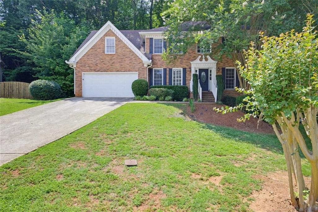 4 bedroom, 3 bathroom, 2,238 sq ft single family residence for sale at 805 Connell Lane, Lawrenceville, GA 30044 — photo 2