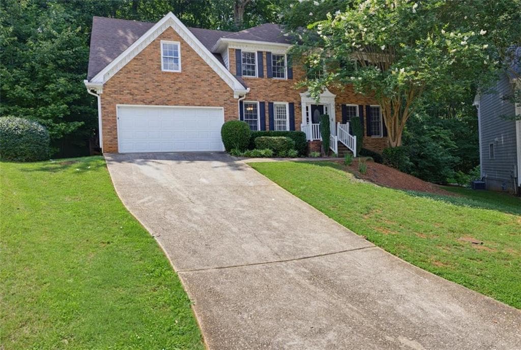 4 bedroom, 3 bathroom, 2,238 sq ft single family residence for sale at 805 Connell Lane, Lawrenceville, GA 30044 — photo 3