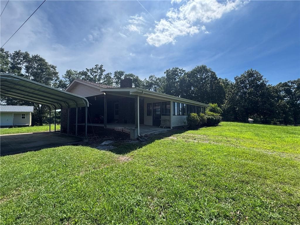 3 bedroom, 2 bathroom, 1,867 sq ft single family residence for sale at 2113 Union Grove Church Road, Adairsville, GA 30103 — photo 4
