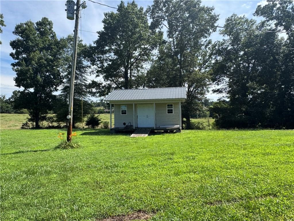 3 bedroom, 2 bathroom, 1,867 sq ft single family residence for sale at 2113 Union Grove Church Road, Adairsville, GA 30103 — photo 8