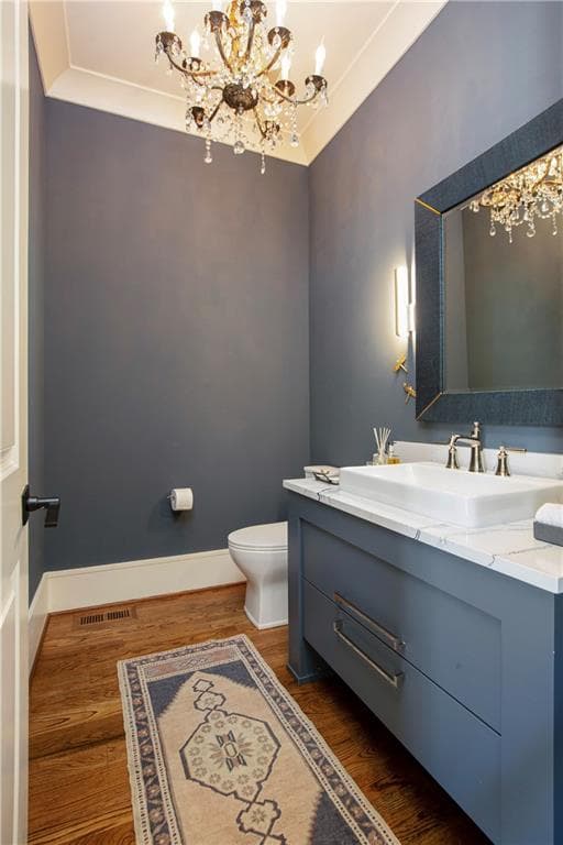 6 bedroom, 7 bathroom, 8,842 sq ft single family residence for sale at 840 Kenry Court, Atlanta, GA 30342 — photo 7