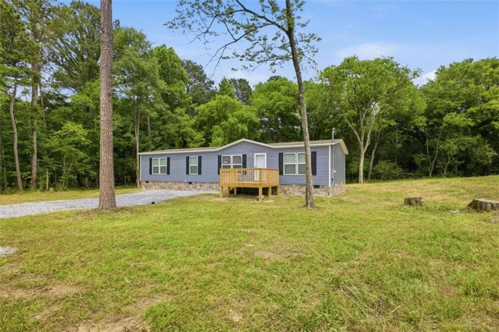 3 bedroom, 2 bathroom, 1,580 sq ft single family residence under contract at 344 Moran Lake Road, Rome, GA 30161 — photo 2