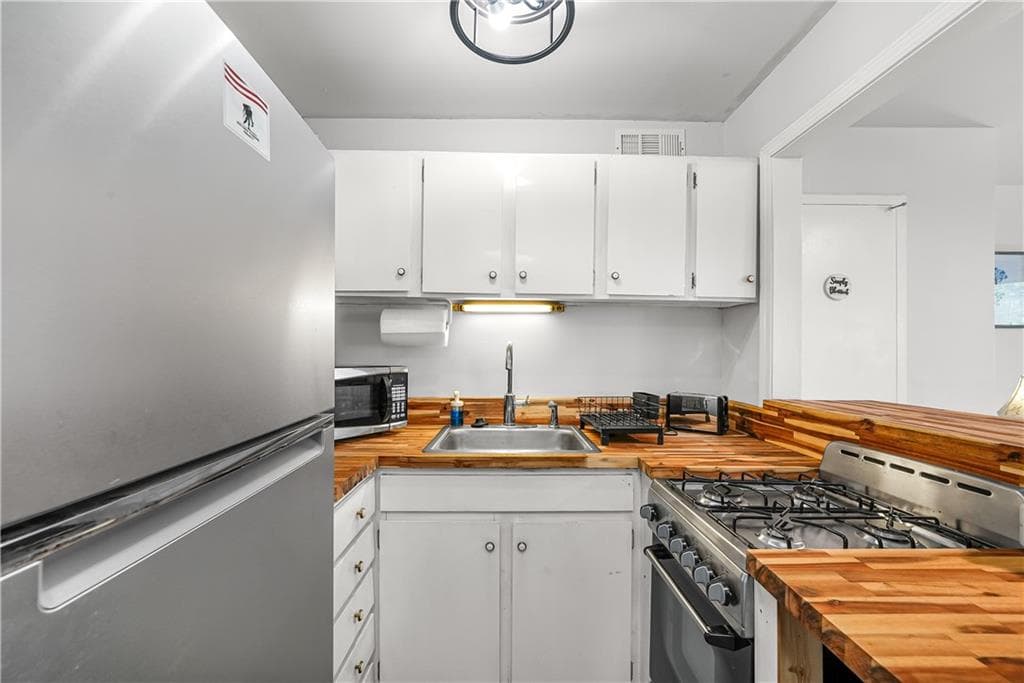 1 bedroom, 1 bathroom, 550 sq ft condominium for sale at 215 Piedmont Avenue 305, Atlanta, GA 30308 — photo 5