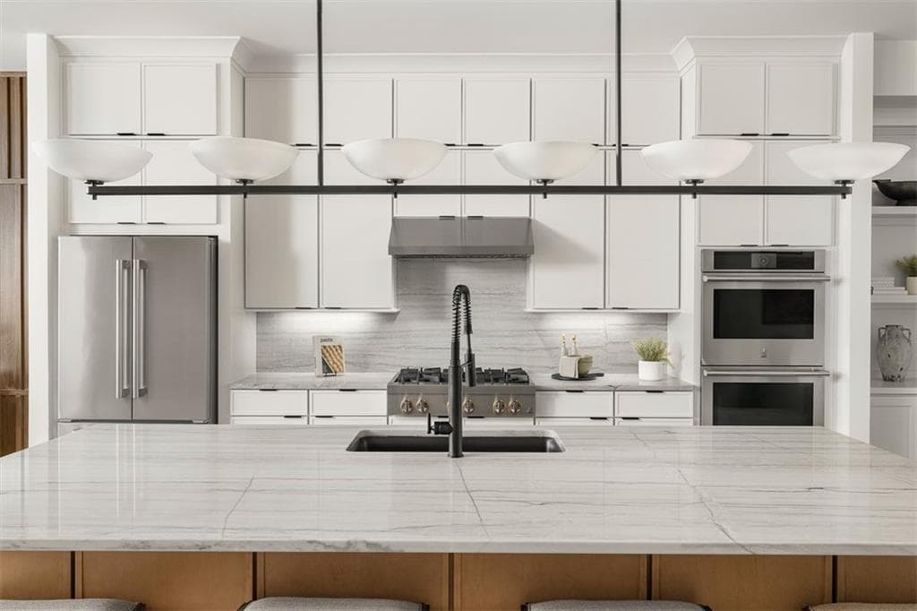 4 bedroom, 5 bathroom, 3,715 sq ft townhouse for sale at 2246 Crestview Drive 34, Brookhaven, GA 30319 — photo 5