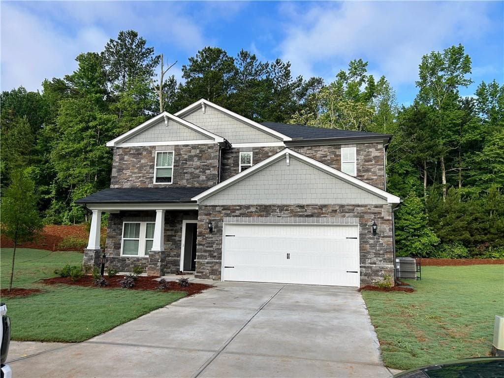 4 bedroom, 3 bathroom single family residence for rent at 7811 Richmond Trail, Fairburn, GA 30213 for $2,900 a month — photo 2