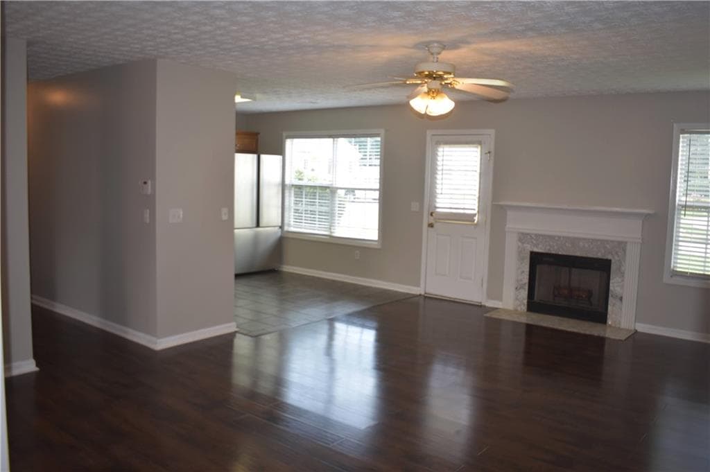 3 bedroom, 2 bathroom, 1,700 sq ft single family residence for sale at 904 Meadow Walk Drive, Monroe, GA 30656 — photo 10
