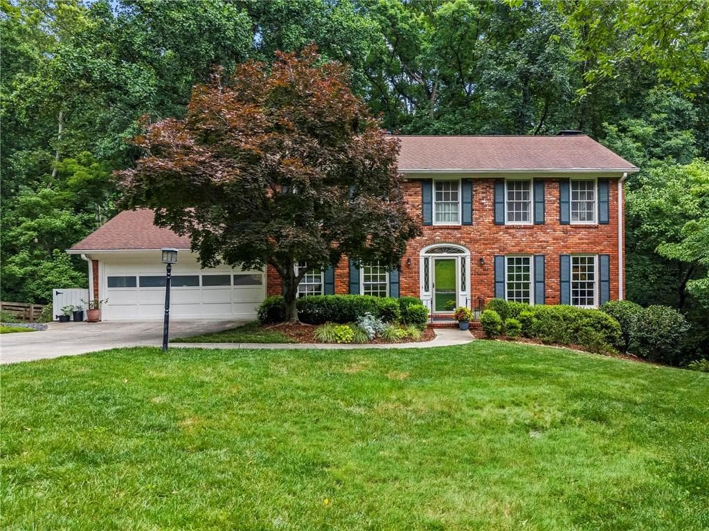 5 bedroom, 5 bathroom, 3,800 sq ft single family residence sold at 205 Abington Drive, Atlanta, GA 30328