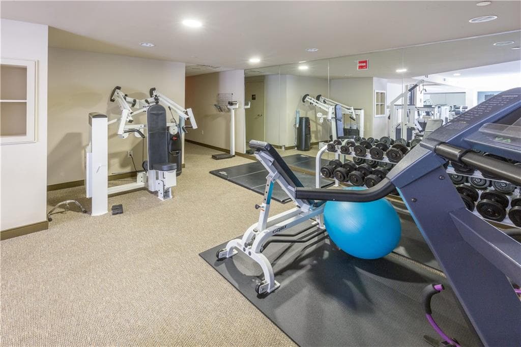 1 bedroom, 1 bathroom, 947 sq ft condominium for rent at 2626 Peachtree Road 1008, Atlanta, GA 30305 for $1,950 a month — photo 7