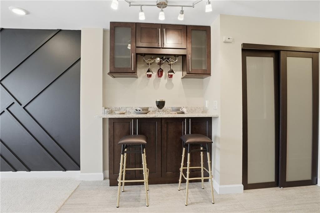 1 bedroom, 1 bathroom, 703 sq ft condominium for rent at 2285 Peachtree Road 709, Atlanta, GA 30309 for $2,000 a month — photo 6