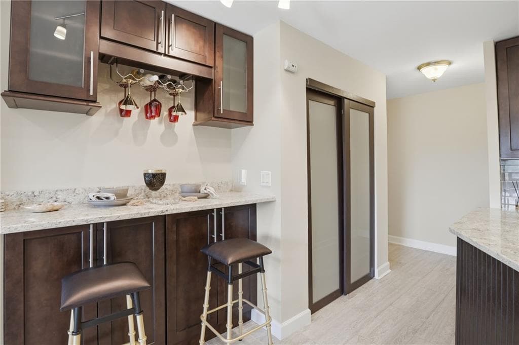 1 bedroom, 1 bathroom, 703 sq ft condominium for rent at 2285 Peachtree Road 709, Atlanta, GA 30309 for $2,000 a month — photo 5