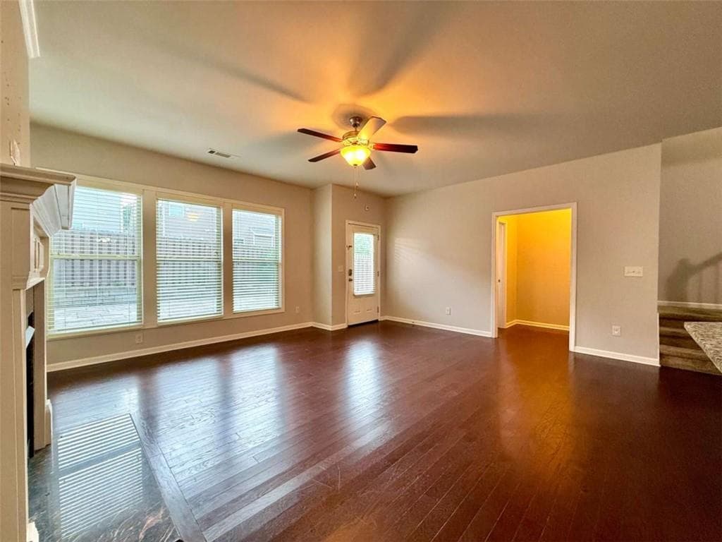 3 bedroom, 3 bathroom, 2,375 sq ft single family residence for rent at 5115 Breezewood Circle, Alpharetta, GA 30004 for $2,750 a month — photo 9