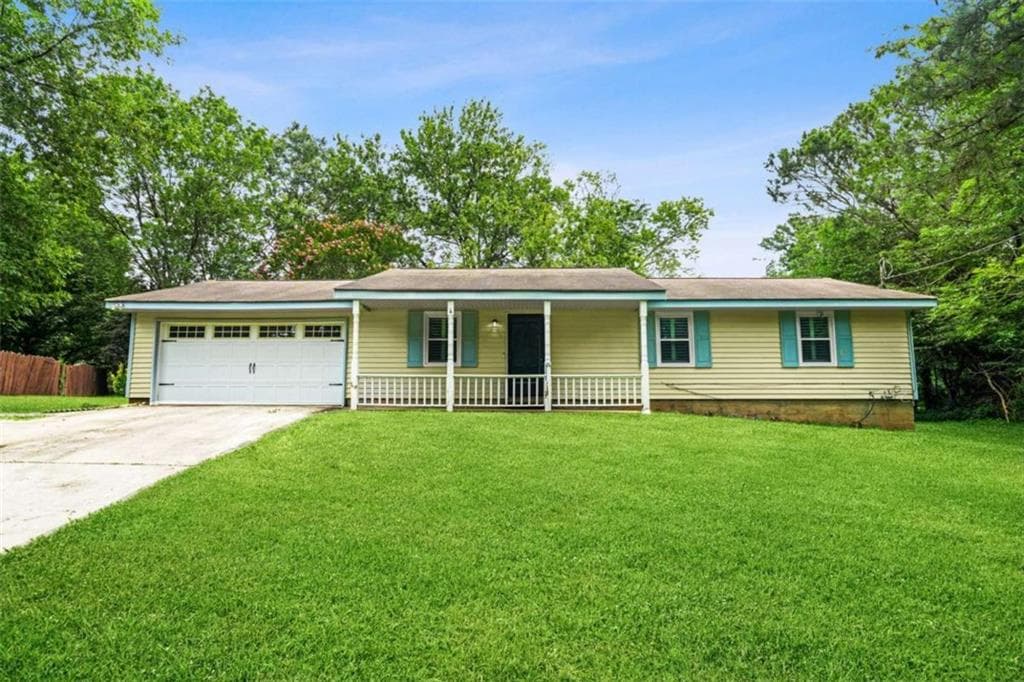 3 bedroom, 2 bathroom, 1,144 sq ft single family residence for sale at 6988 Tan Bark Court, Riverdale, GA 30296 — photo 1 of 30