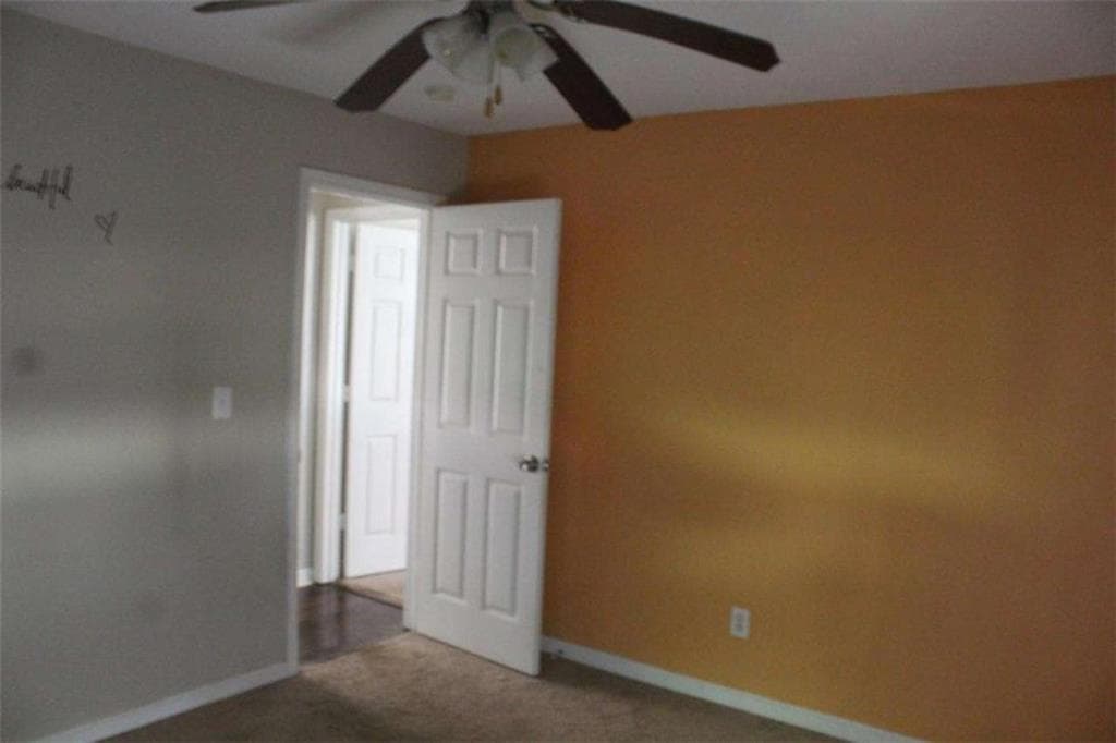 3 bedroom, 2 bathroom, 1,391 sq ft single family residence under contract at 6592 Browns Mill Ferry Drive, Lithonia, GA 30038 — photo 10