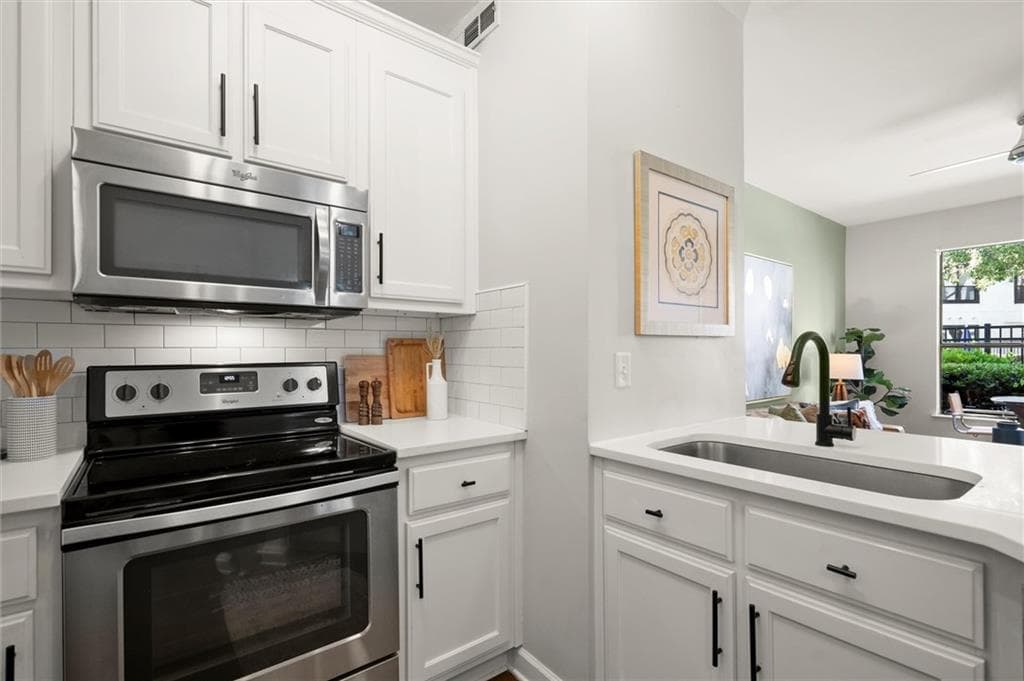 1 bedroom, 1 bathroom, 646 sq ft condominium for sale at 821 Ralph Mcgill Boulevard 3112, Atlanta, GA 30306 — photo 10