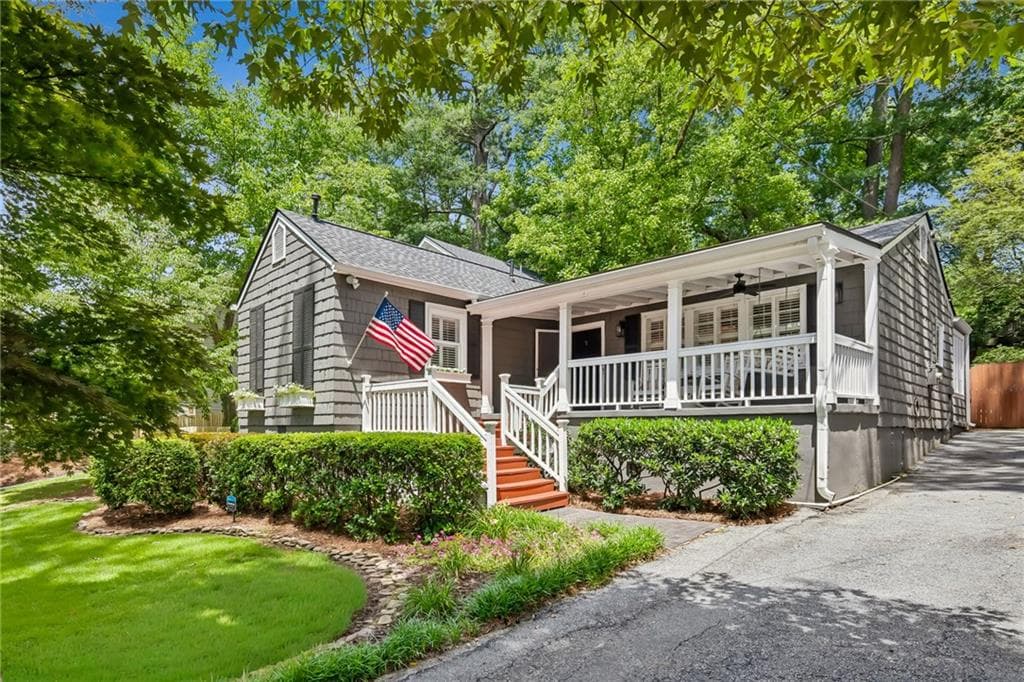 2 bedroom, 2 bathroom, 1,308 sq ft single family residence sold at 2365 Glenwood Drive, Atlanta, GA 30305