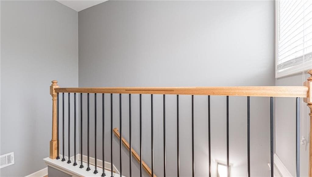 4 bedroom, 5 bathroom, 2,076 sq ft townhouse for sale at 124 Kiram Terrace, Atlanta, GA 30331 — photo 9