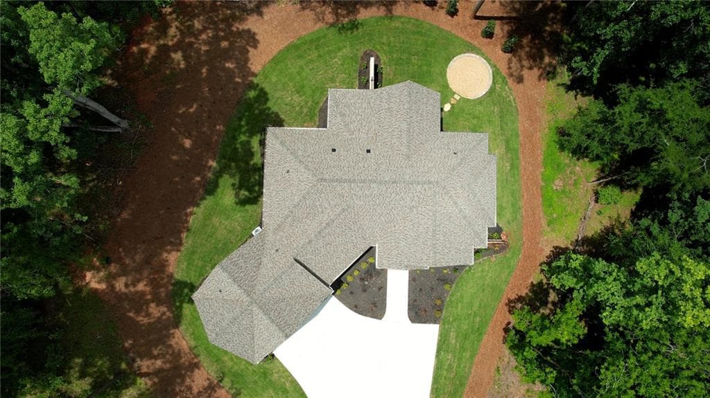 6 bedroom, 6 bathroom, 4,256 sq ft single family residence for sale at 1040 Oak Valley Road, Greensboro, GA 30642 — photo 2