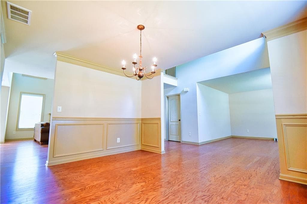 5 bedroom, 3 bathroom, 2,636 sq ft single family residence for sale at 1721 Bridle Road, Lawrenceville, GA 30043 — photo 8