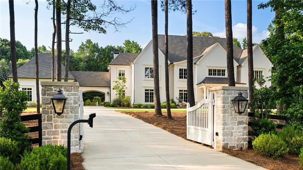 6 bedroom, 7 bathroom, 8,986 sq ft single family residence under contract at 397 Owens Store Road, Canton, GA 30115 — photo 7