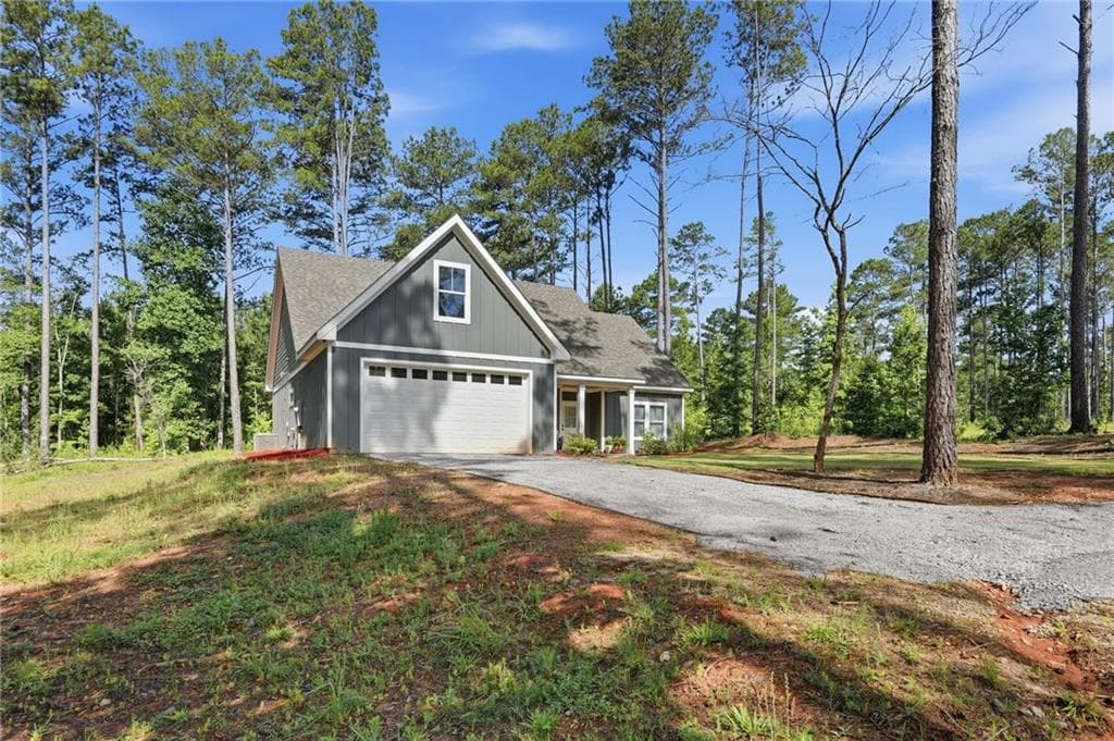3 bedroom, 2 bathroom, 1,806 sq ft single family residence for sale at 191 Crooked Creek Bay Road, Eatonton, GA 31024 — photo 5
