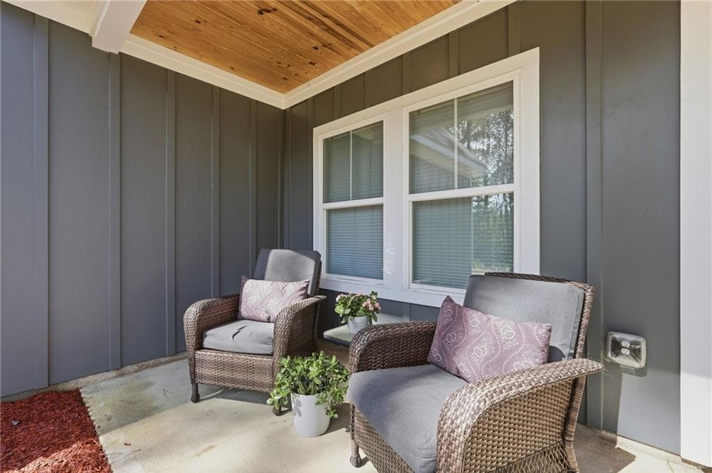 3 bedroom, 2 bathroom, 1,806 sq ft single family residence for sale at 191 Crooked Creek Bay Road, Eatonton, GA 31024 — photo 8