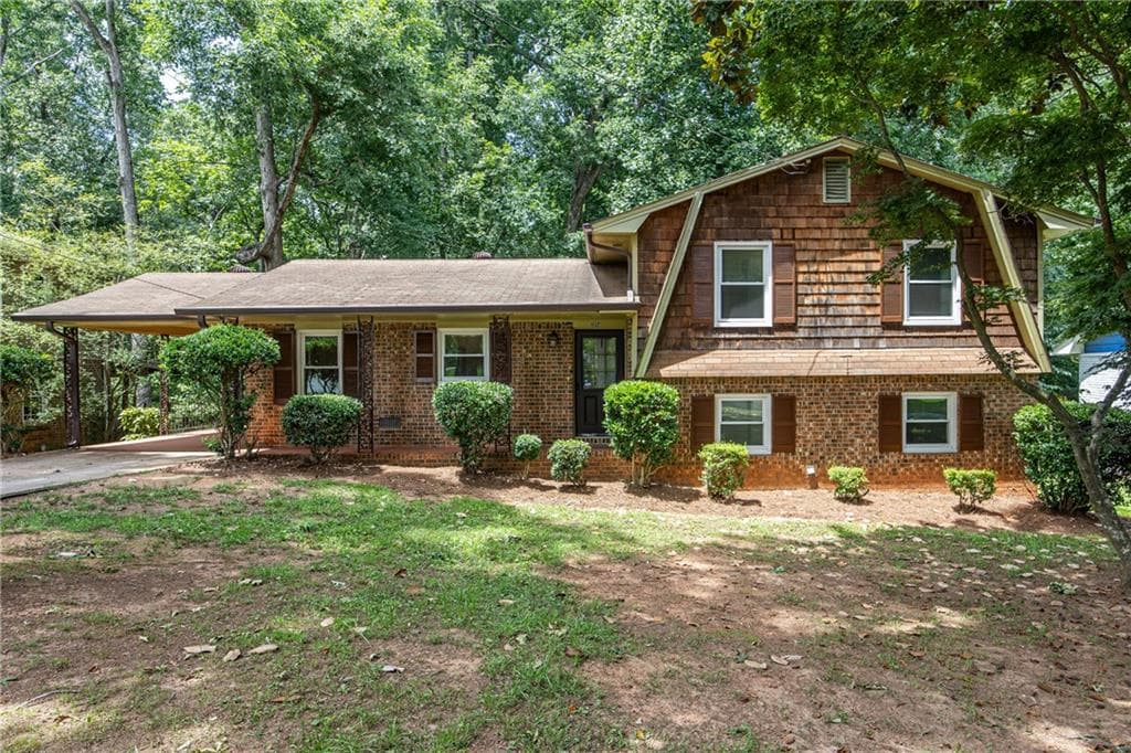4 bedroom, 2 bathroom, 1,704 sq ft single family residence sold at 3894 Maplewood Drive, Decatur, GA 30035