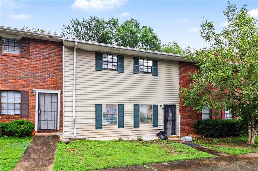 3 bedroom, 3 bathroom, 1,536 sq ft condominium for sale at 6354 Shannon Parkway 15C, Union City, GA 30291 — photo 2