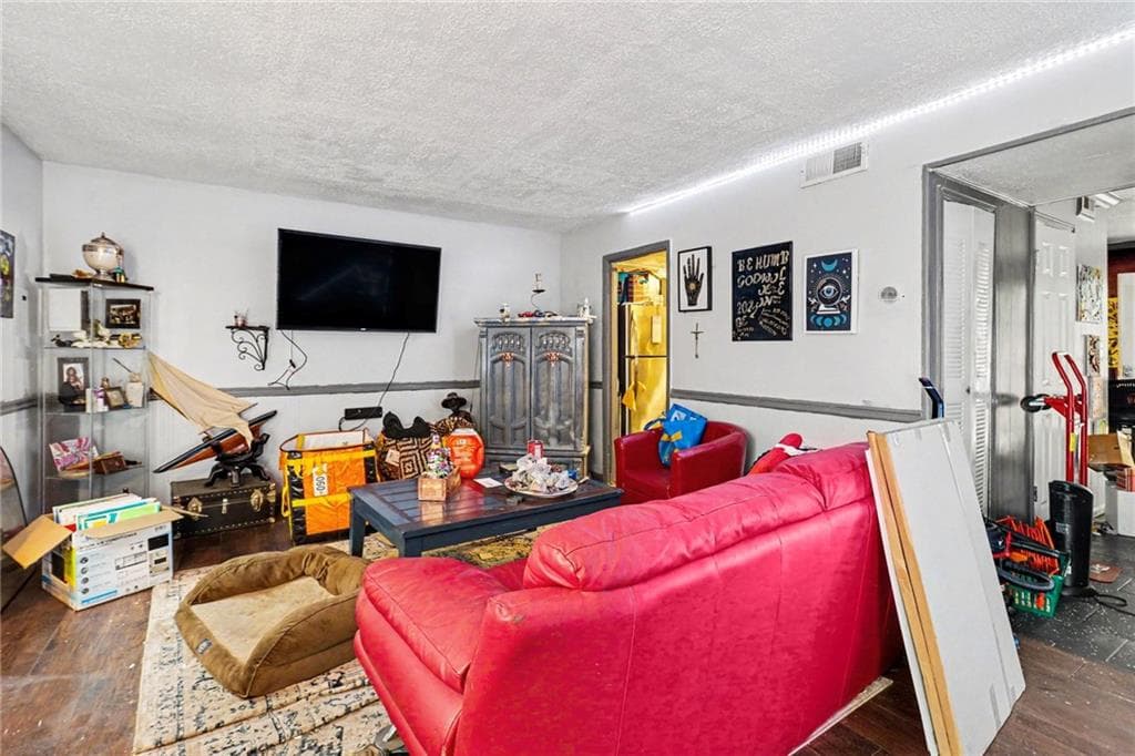 3 bedroom, 3 bathroom, 1,536 sq ft condominium for sale at 6354 Shannon Parkway 15C, Union City, GA 30291 — photo 4