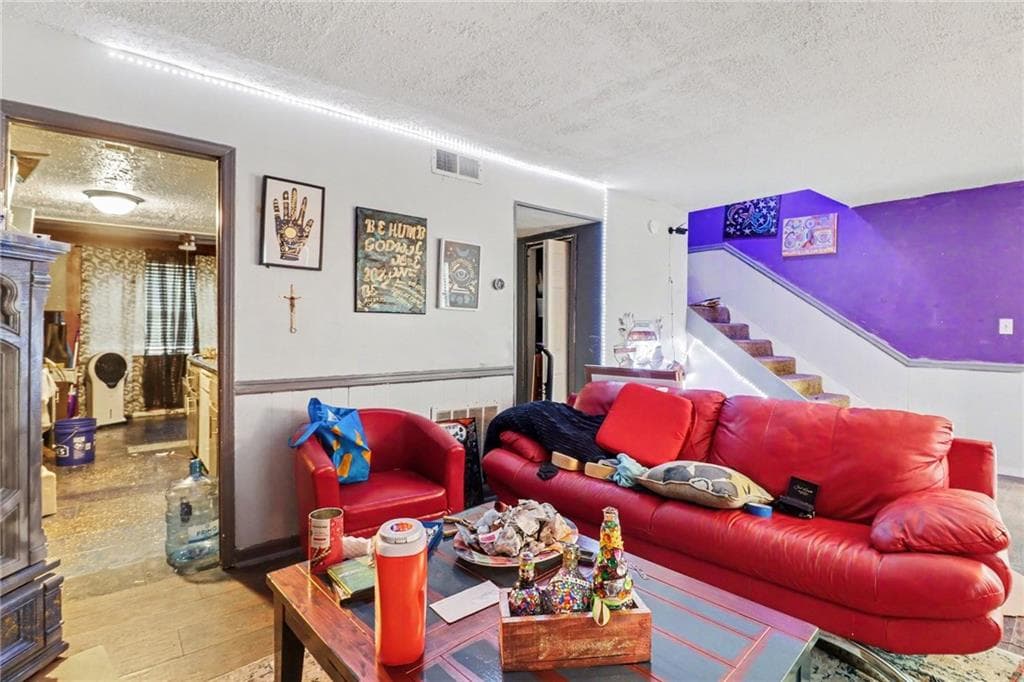3 bedroom, 3 bathroom, 1,536 sq ft condominium for sale at 6354 Shannon Parkway 15C, Union City, GA 30291 — photo 5