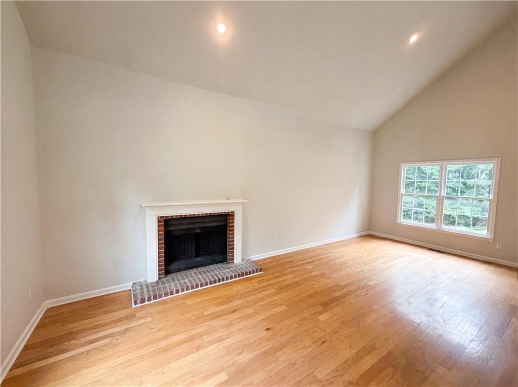 3 bedroom, 3 bathroom, 2,062 sq ft single family residence for sale at 3162 Oak Leaf Court, Marietta, GA 30064 — photo 6