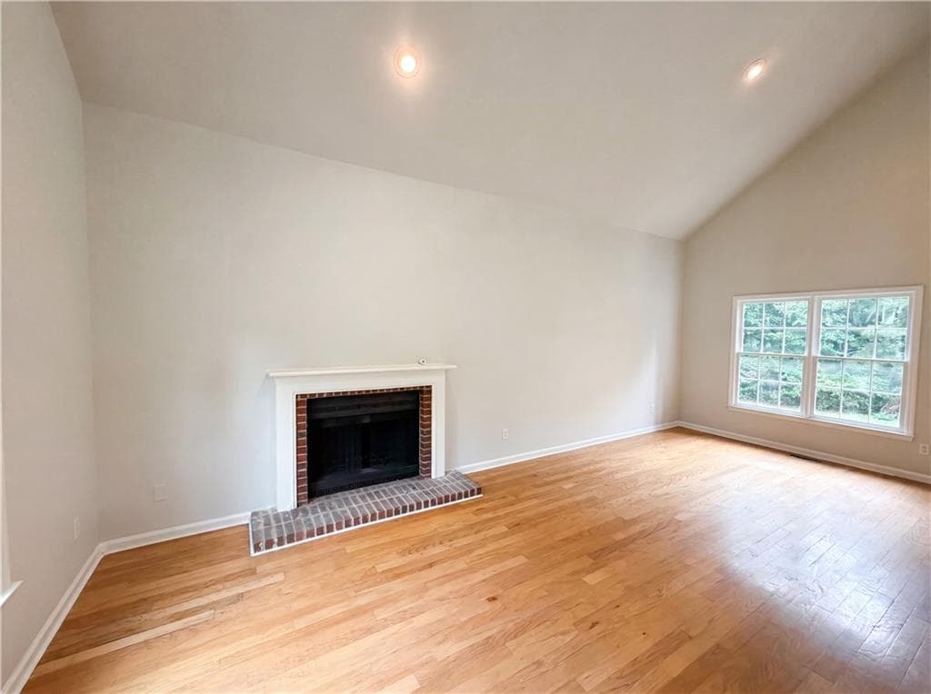 3 bedroom, 3 bathroom, 2,062 sq ft single family residence for sale at 3162 Oak Leaf Court, Marietta, GA 30064 — photo 7
