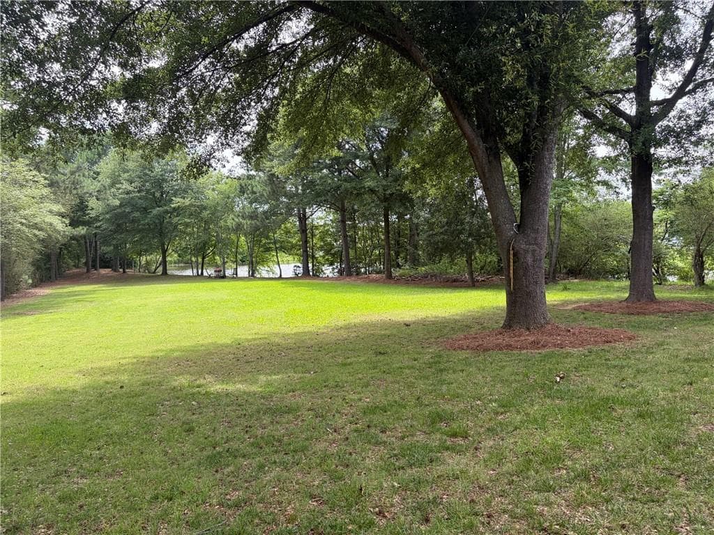 3 bedroom, 3 bathroom, 2,279 sq ft single family residence under contract at 2955 Haden Cove, Marietta, GA 30064 — photo 5