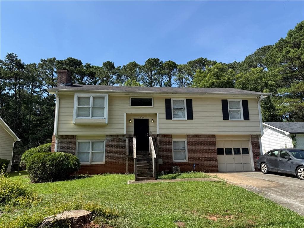 5984 Wellborn Trace, Lithonia, GA 30058 — most recent listing photo