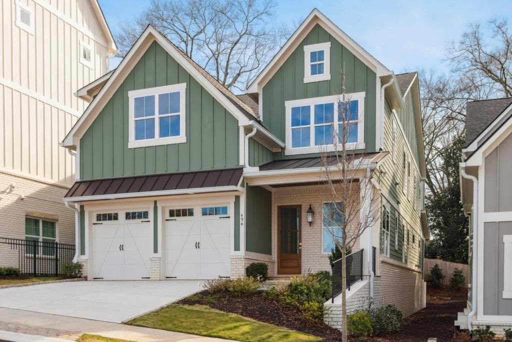5 bedroom, 3 bathroom, 3,784 sq ft single family residence for sale at 494 Waterman Street, Marietta, GA 30060 — photo 2