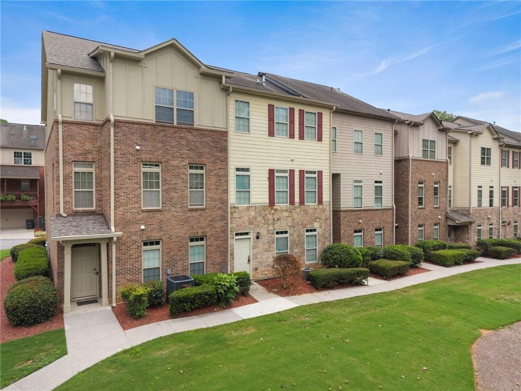 3 bedroom, 4 bathroom, 2,436 sq ft townhouse under contract at 4402 George David Way, Powder Springs, GA 30127