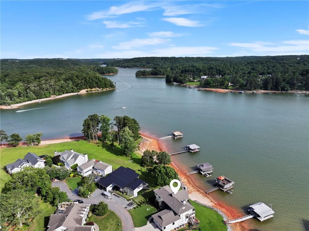 5 bedroom, 5 bathroom, 6,472 sq ft single family residence under contract at 60 View Point Drive, Dawsonville, GA 30534 — photo 3