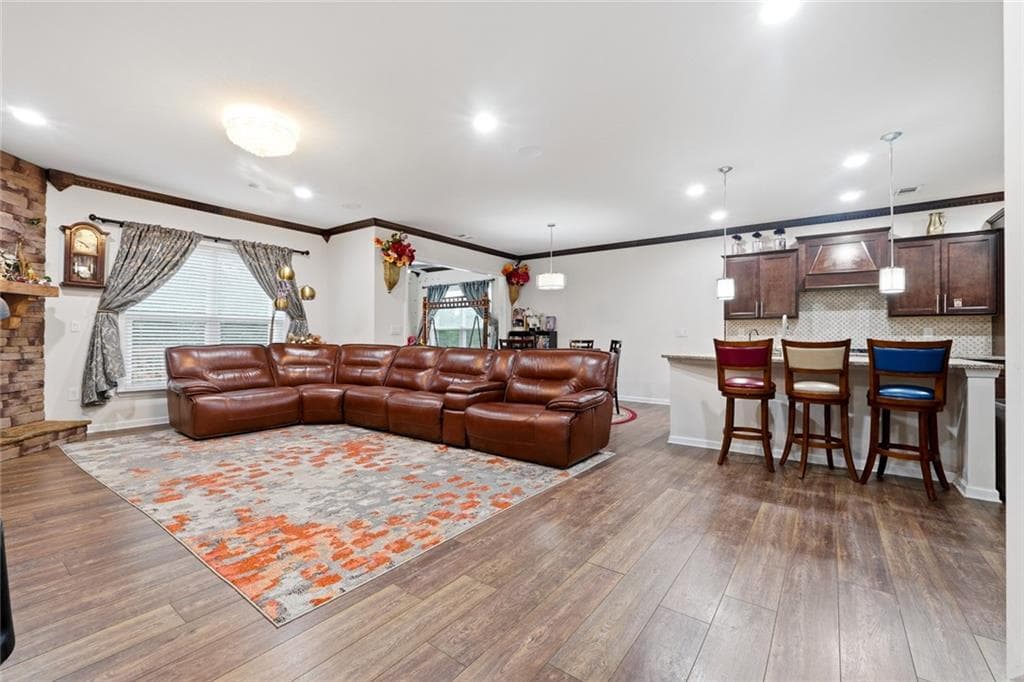 5 bedroom, 4 bathroom, 3,170 sq ft single family residence for sale at 7240 Margate Court, Cumming, GA 30040 — photo 8