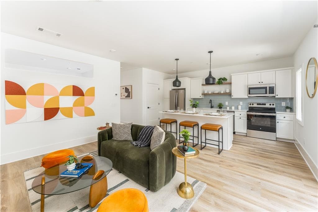 1 bedroom, 1 bathroom apartment for rent at 1160 Gracewood Avenue 202, Atlanta, GA 30316 for $1,650 a month — photo 2
