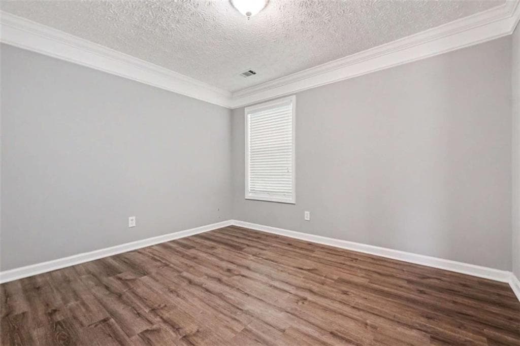 4 bedroom, 3 bathroom, 2,516 sq ft single family residence for sale at 2498 Insdale Trace, Acworth, GA 30101 — photo 3
