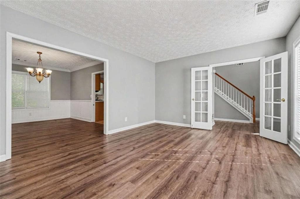 4 bedroom, 3 bathroom, 2,516 sq ft single family residence for sale at 2498 Insdale Trace, Acworth, GA 30101 — photo 4